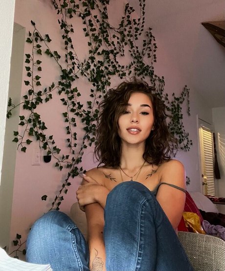 Foto desnuda filtrada de OnlyFans de Bella