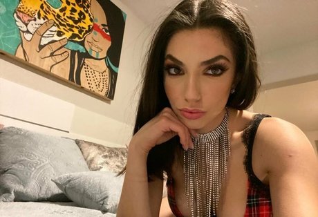 Darciedolcexxx