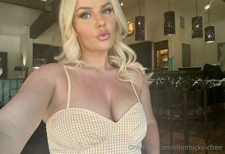 Foto desnuda filtrada de OnlyFans de Slimthickvicfree