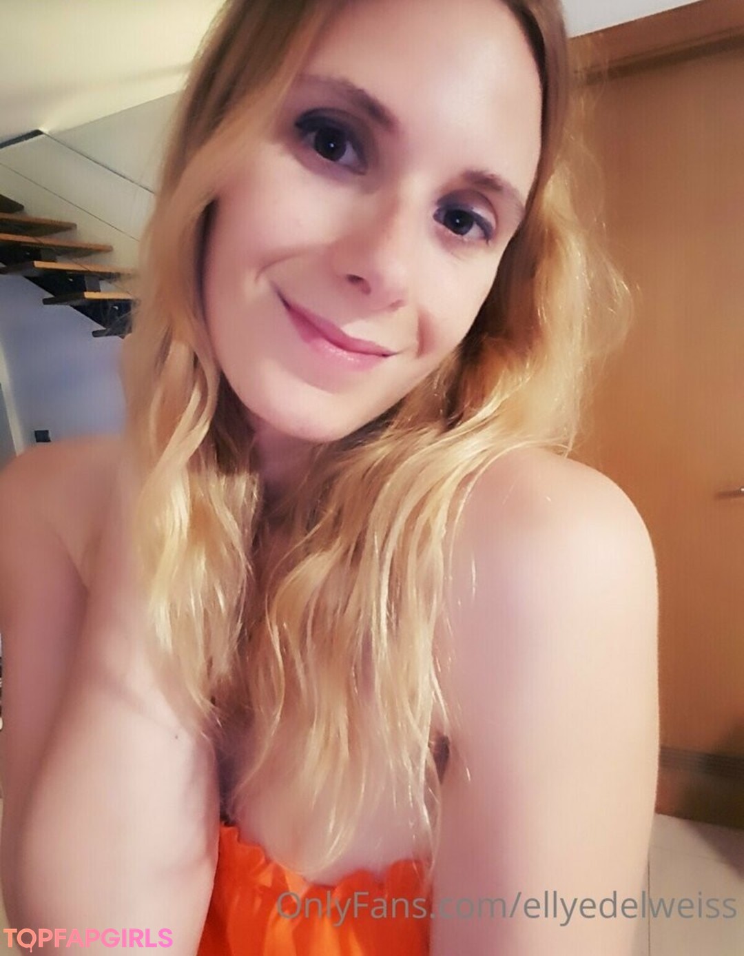 Foto desnuda filtrada de OnlyFans de Ellyedelweiss #39 Foto desnuda filtrada de OnlyFans de Ellyedelweiss #39