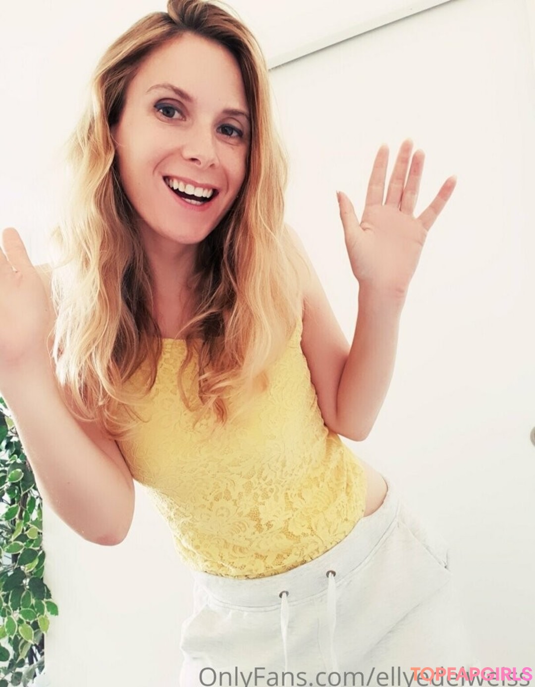 Foto desnuda filtrada de OnlyFans de Ellyedelweiss #50 Foto desnuda filtrada de OnlyFans de Ellyedelweiss #50