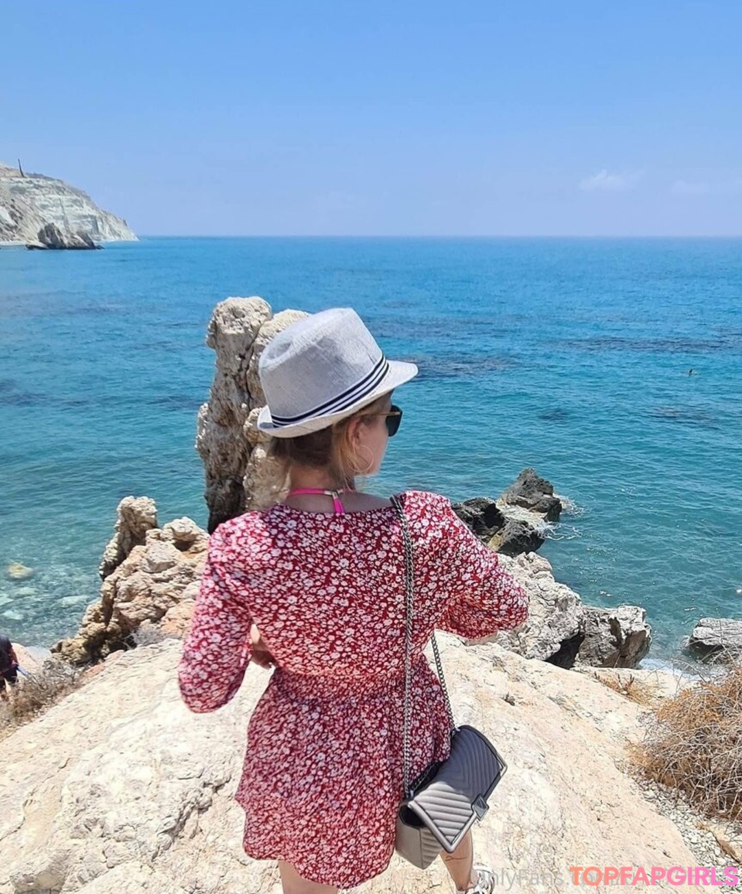 Foto desnuda filtrada de OnlyFans de Dianaholiday #83 Foto desnuda filtrada de OnlyFans de Dianaholiday #83