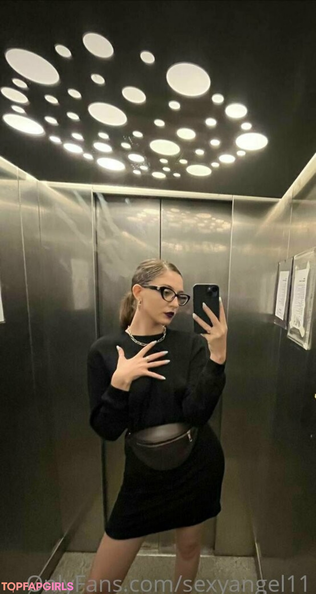 Foto desnuda filtrada de OnlyFans de Sofiaa2307 #13 Foto desnuda filtrada de OnlyFans de Sofiaa2307 #13