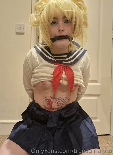 Transgirlakira