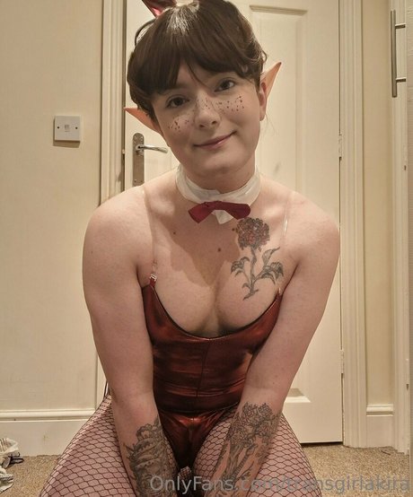 Transgirlakira