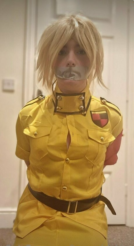 Transgirlakira
