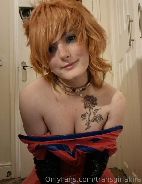 Foto desnuda filtrada de OnlyFans de Transgirlakira