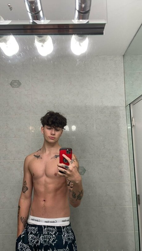 Foto desnuda filtrada de OnlyFans de Dakarluca
