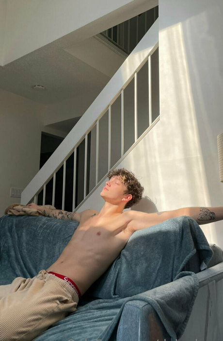 Foto desnuda filtrada de OnlyFans de Dakarluca