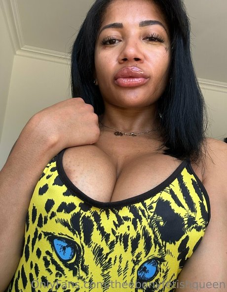 Foto desnuda filtrada de OnlyFans de Kikiluxxxe