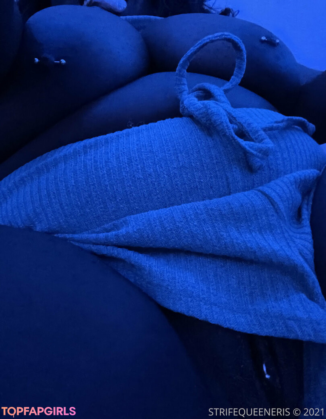 Foto desnuda filtrada de OnlyFans de Strifequeeneris #51 Foto desnuda filtrada de OnlyFans de Strifequeeneris #51