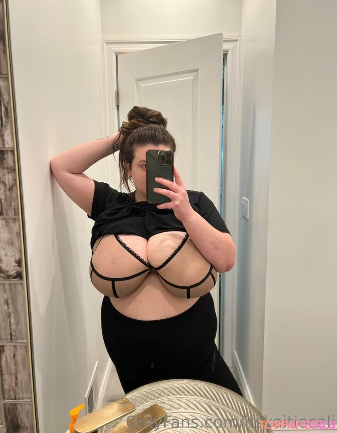 Foto desnuda filtrada de OnlyFans de Itskaitiecali #178 Foto desnuda filtrada de OnlyFans de Itskaitiecali #178