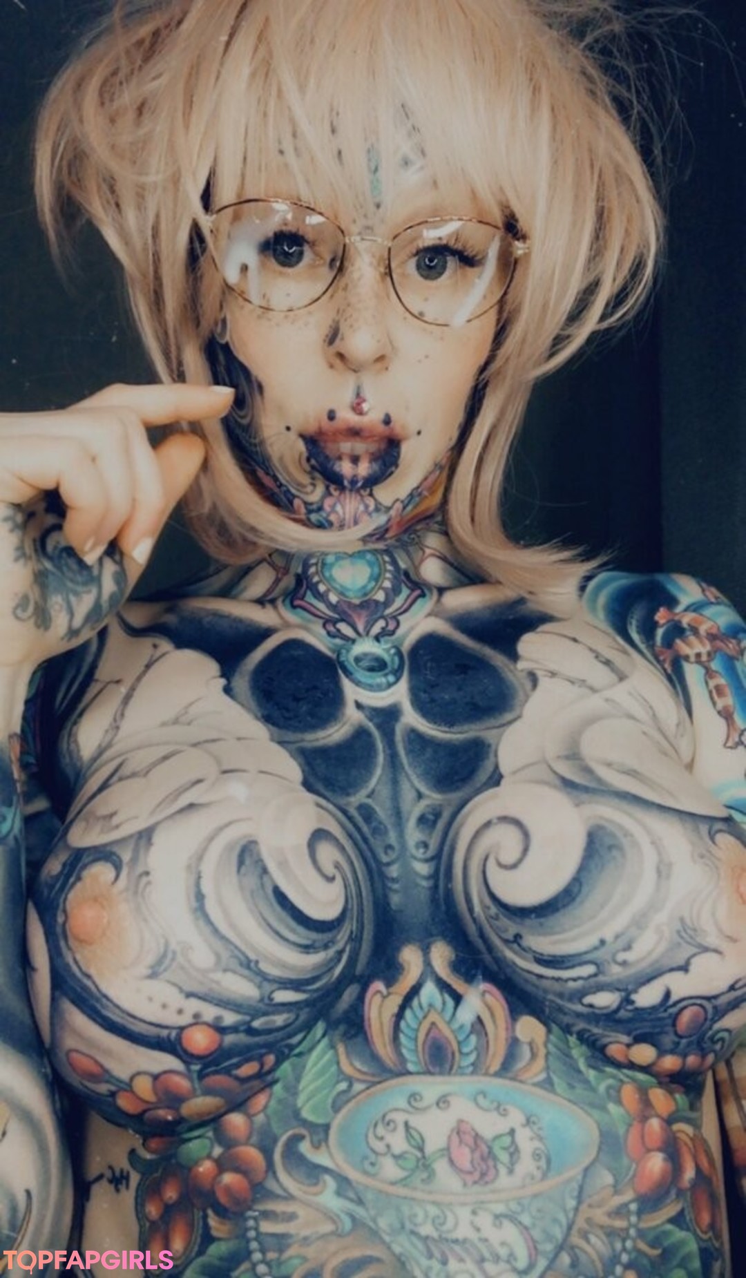 Foto desnuda filtrada de OnlyFans de Cignosuicide #38 Foto desnuda filtrada de OnlyFans de Cignosuicide #38
