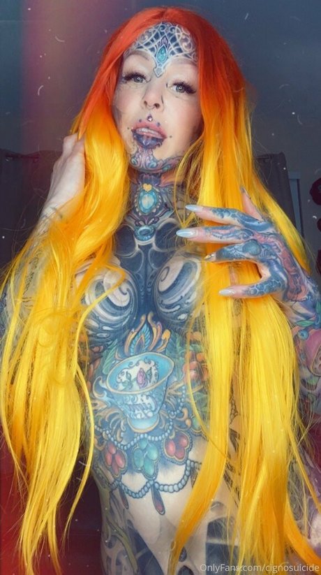 Foto desnuda filtrada de OnlyFans de Cignosuicide