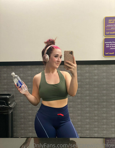 Foto desnuda filtrada de OnlyFans de Selfcarewithchloe