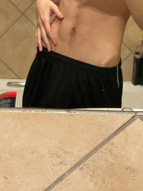 Foto desnuda filtrada de OnlyFans de Reece