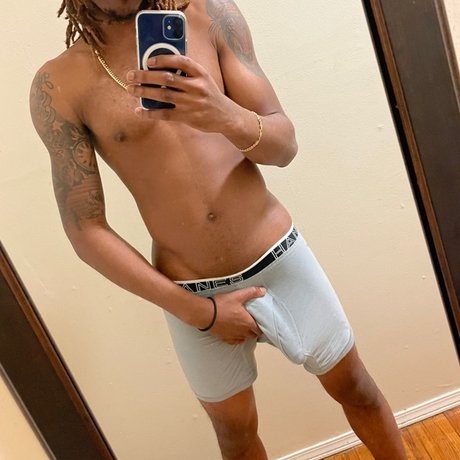 Foto desnuda filtrada de OnlyFans de Bigdaddyglo