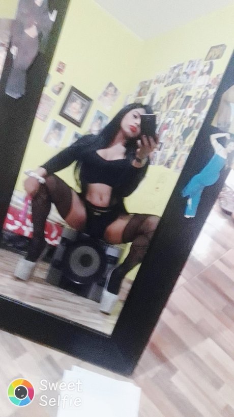 Foto desnuda filtrada de OnlyFans de Barbarita Ricci Zambrano