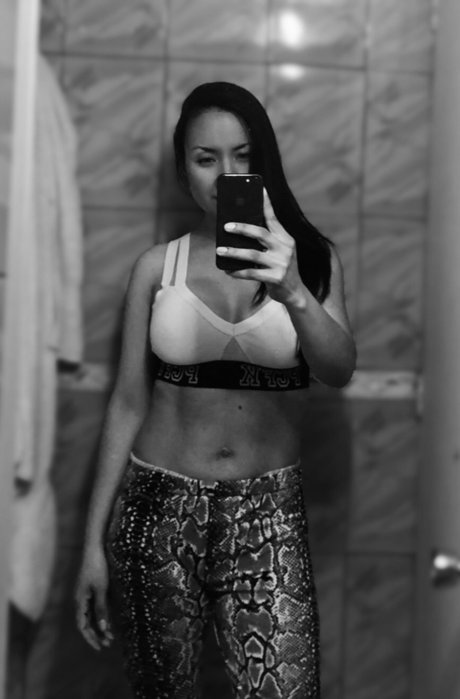 Foto desnuda filtrada de OnlyFans de Mica V