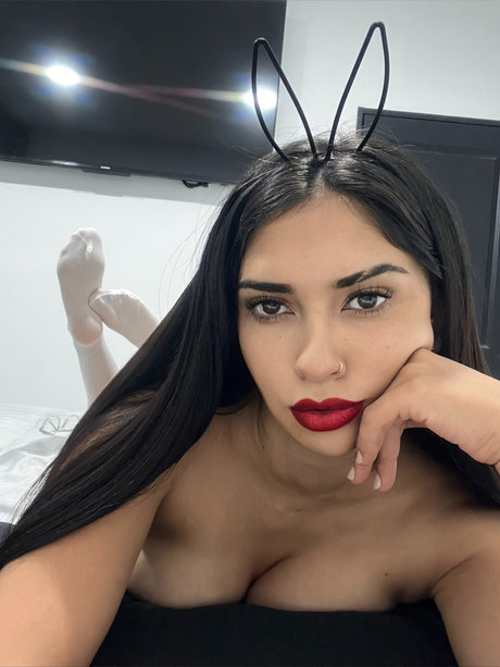 Mia