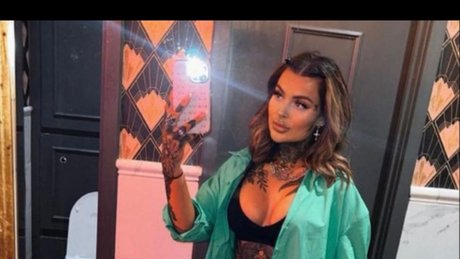 Foto desnuda filtrada de OnlyFans de Mia 
