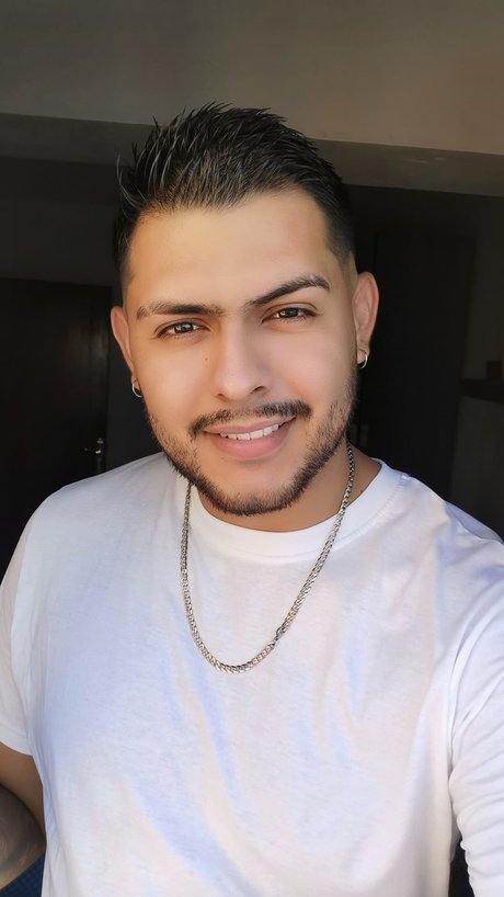 Foto desnuda filtrada de OnlyFans de Miguel Angel