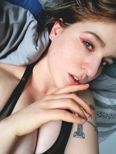 Foto desnuda filtrada de OnlyFans de methylene