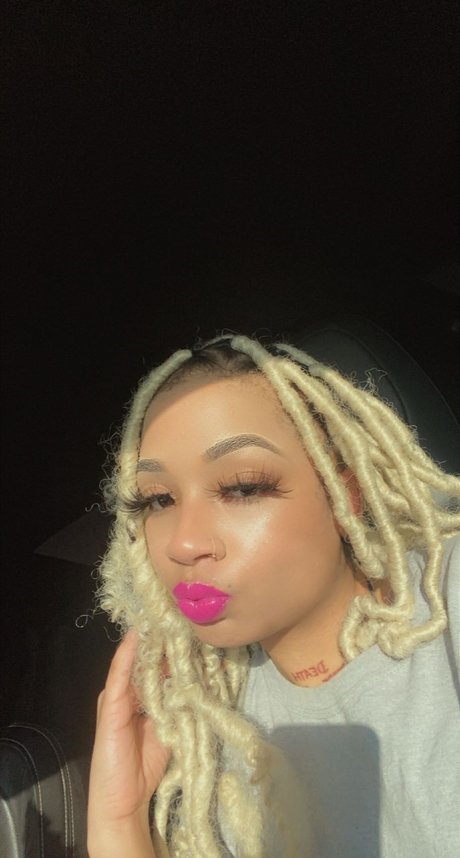 Foto desnuda filtrada de OnlyFans de Nola