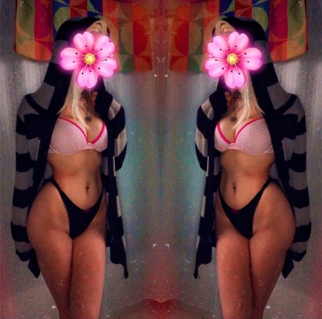 Foto desnuda filtrada de OnlyFans de Pixel