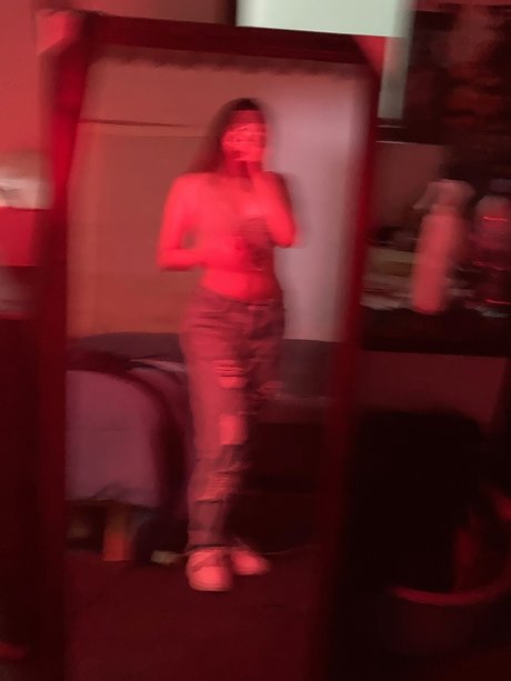 Foto desnuda filtrada de OnlyFans de Aly Bby