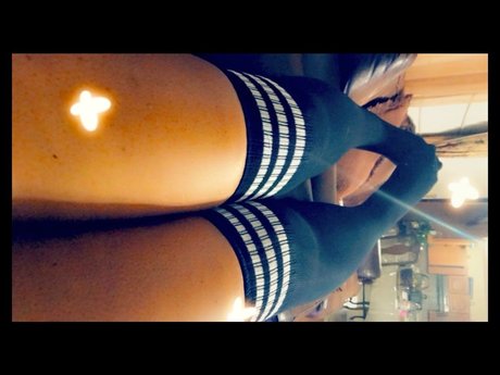 Foto desnuda filtrada de OnlyFans de Mila Venus