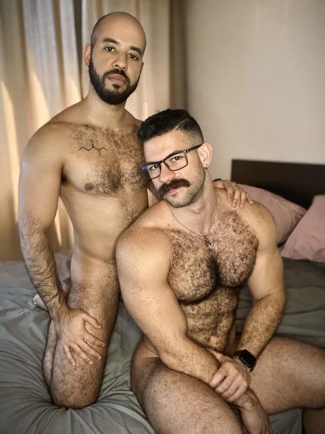 Foto desnuda filtrada de OnlyFans de Mike And Lando