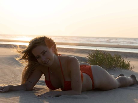 Foto desnuda filtrada de OnlyFans de Charlotte Maes