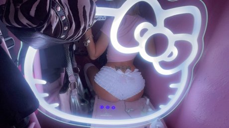 Foto desnuda filtrada de OnlyFans de Bimbo