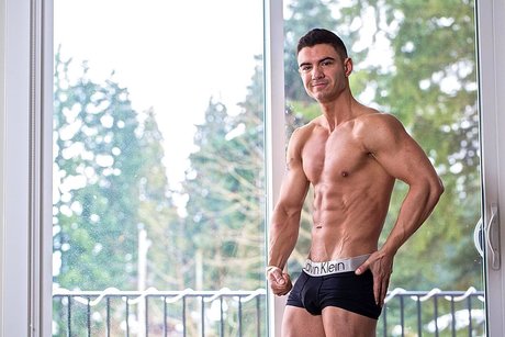 Foto desnuda filtrada de OnlyFans de Vlad