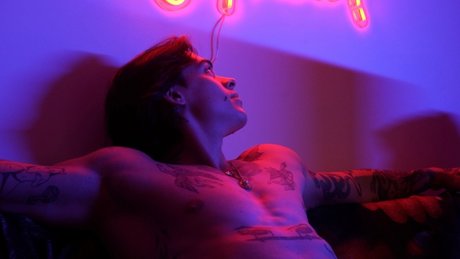 Foto desnuda filtrada de OnlyFans de Mike De Beer