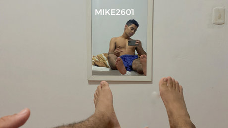 Foto desnuda filtrada de OnlyFans de Mike