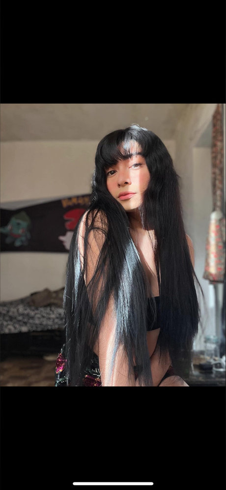 Foto desnuda filtrada de OnlyFans de Emily Danae