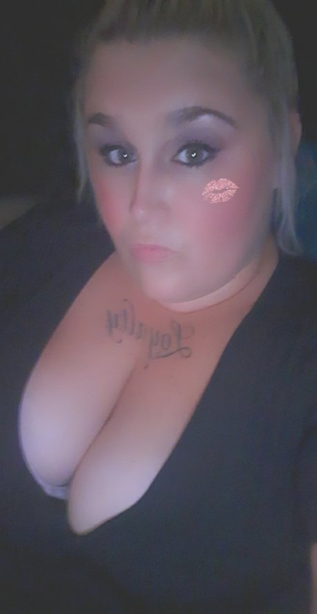 Foto desnuda filtrada de OnlyFans de Super Soaker
