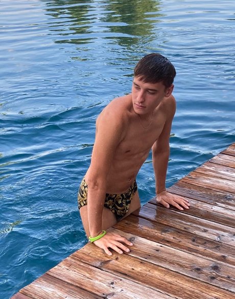 Foto desnuda filtrada de OnlyFans de Puppmich