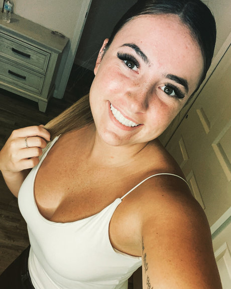 Foto desnuda filtrada de OnlyFans de Casey