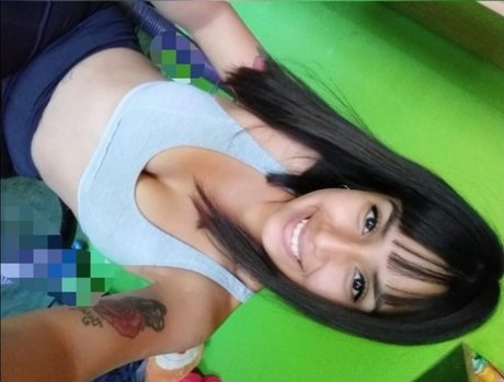 Foto desnuda filtrada de OnlyFans de Carolinaa