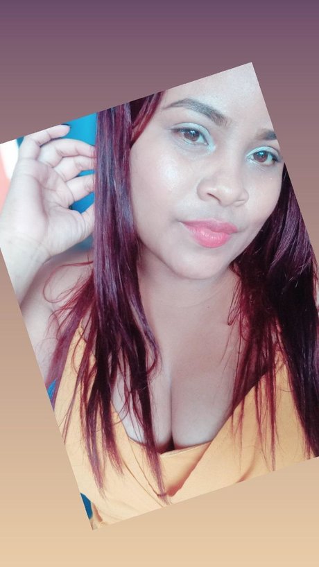 Foto desnuda filtrada de OnlyFans de mily