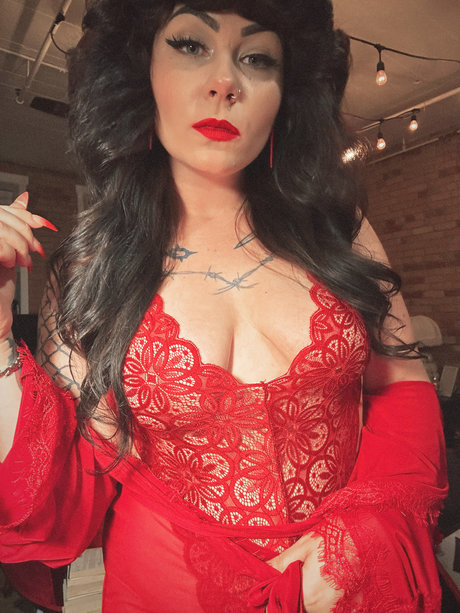 Foto desnuda filtrada de OnlyFans de vampirella