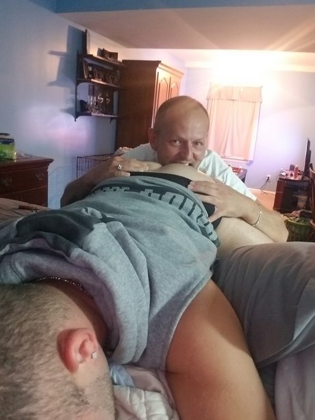 Foto desnuda filtrada de OnlyFans de Joey Ampamp Matt