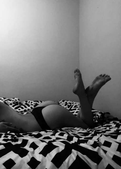 Foto desnuda filtrada de OnlyFans de Mir