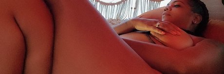 Foto desnuda filtrada de OnlyFans de The Alchemy Priestess