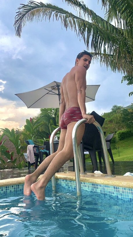 Foto desnuda filtrada de OnlyFans de Yoel Lalo