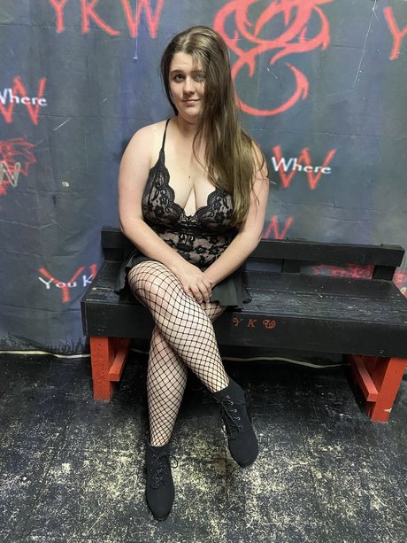 Foto desnuda filtrada de OnlyFans de Clint Ampamp Jessika