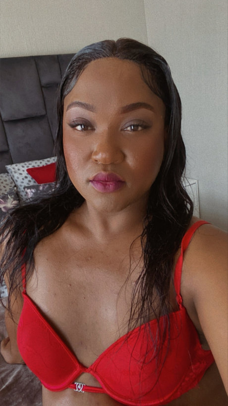 Shemale Goddess
